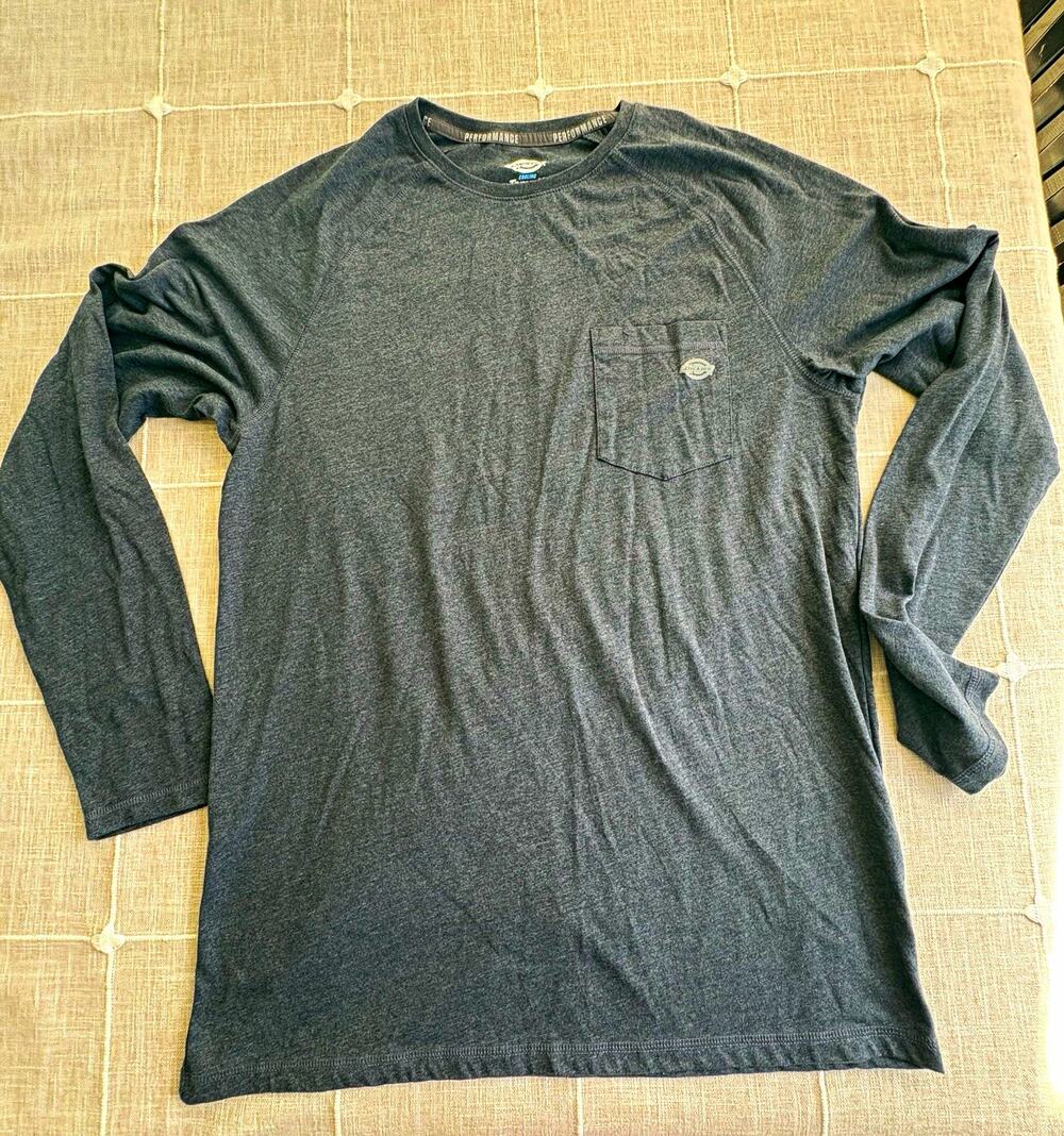 Dickies Men's Gray Solid Crew Neck Long Sleeve Pocket Breathable Tee L